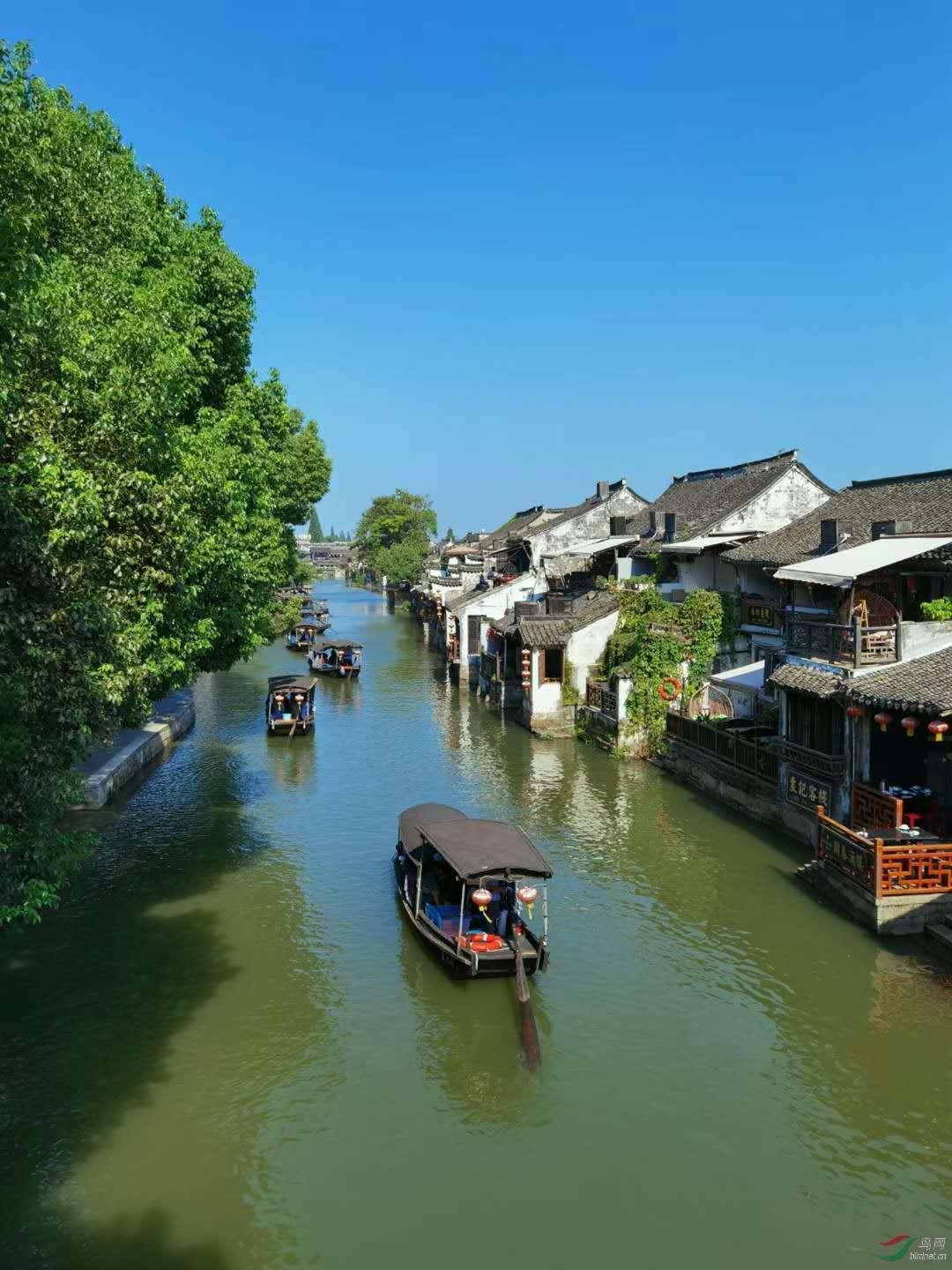 逃出上锁的现代房间6